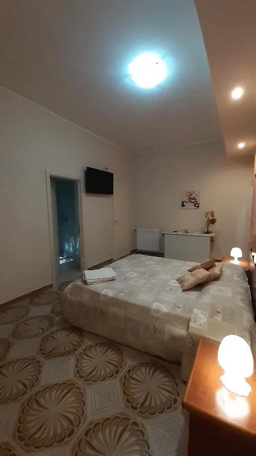 B&B Affittacamere La Dolce Mela Francavilla di Sicilia 0*,  Italy